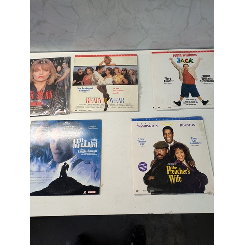 268 - A Selection Of 7 LaserDiscs