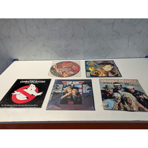 275 - A selection of 5 various Vinyl LP's