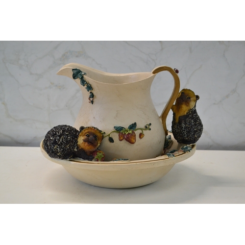 409 - 1996 Innovation Bramble & Clover Ornament Of Hedgehogs Climbing A Jug