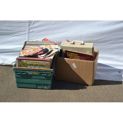 372 - job lot various records and record case