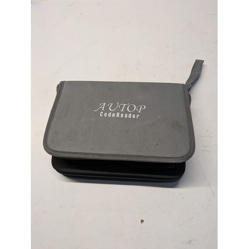 120 - An Autop D909 Obd2 Vehicle Fault Code Reader Diagnostic Tool
