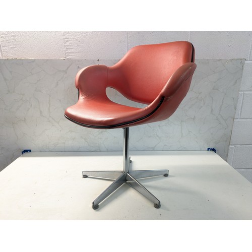 49 - A Retro Red Vinyl Swivel Chair On Chrome Base