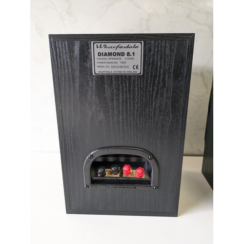 117 - A Pair Of Wharfedale Diamond 8.1 100W 6Ohm Bookshelf Speakers