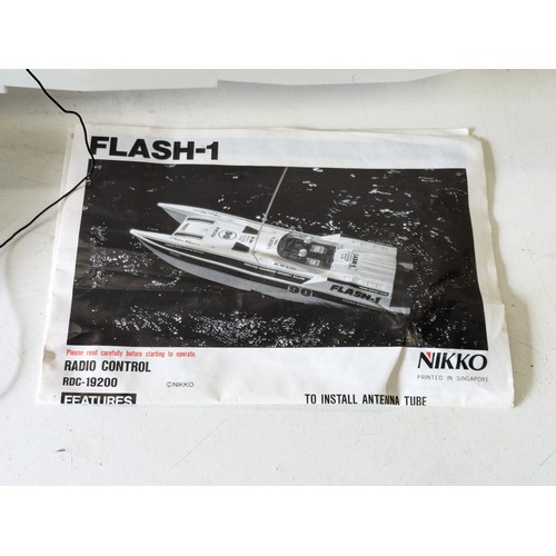 154 - Vintage Nikko Flash-1 Rc Model Speedboat With Controller And Original Box