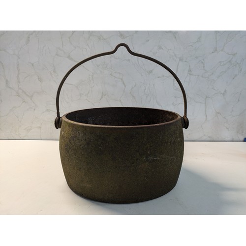 48 - Vintage Cast Iron Cauldron