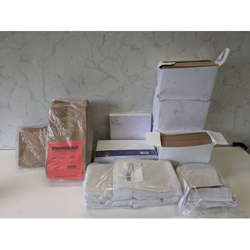 371 - A Selection Of Supplies For Card Making Including Blank Cards And Envelopes - Perfect For Christmas!