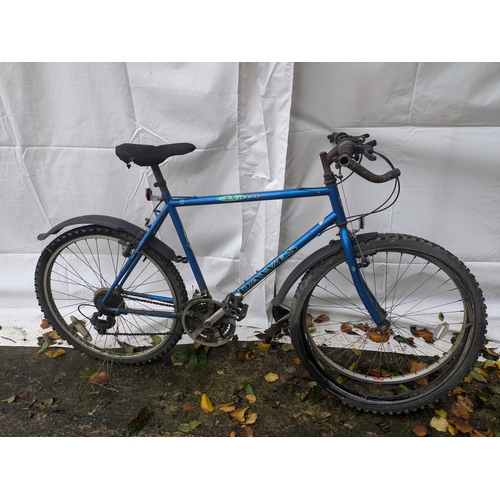 17 - Dawes Oxygen mountain bike