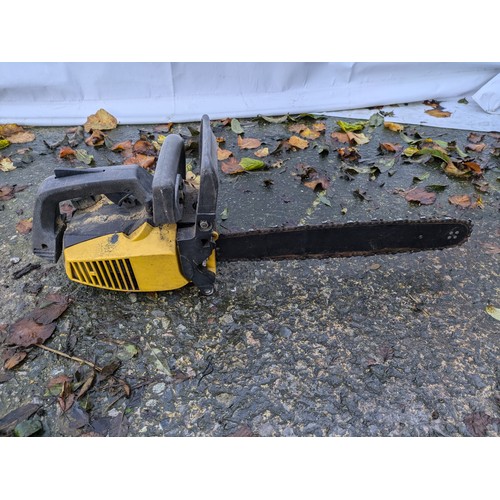 24 - McCulloch power Mac 310 petrol chainsaw