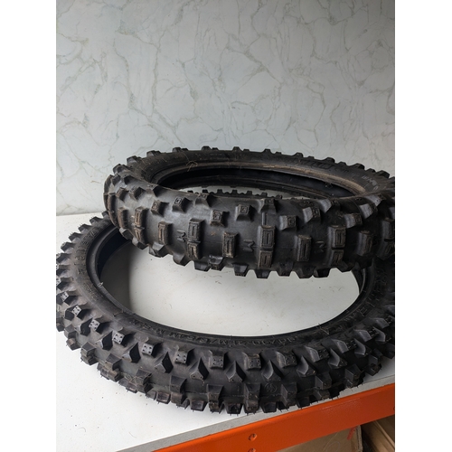 80 - A pair dirt bike off roading wheels -  Michelin enduro medium 140/80/18 and Metzeler extreme 90/90/2... 