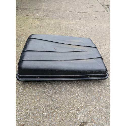 85 - An Auto Plas International Ltd Roof Box With Key