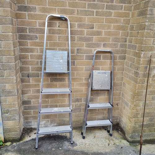 48 - A Pair Of Step Ladders