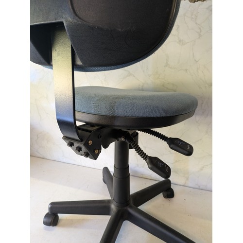 161 - A Blue Office Chair