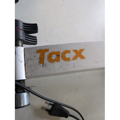 557 - A Tacx Indoor Cycling Rack And Rollertrack