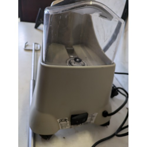 279 - a jiffy steam cleaner model j2000