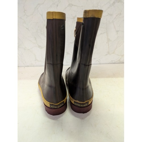 389 - a pair of diesel waterproof boots size eu46