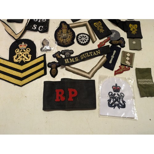 193 - a selection of military patches