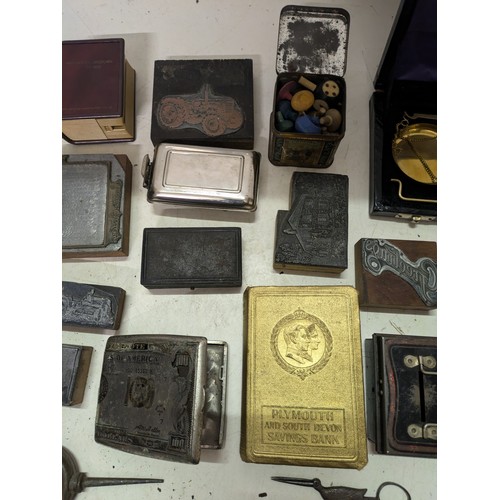 196 - a selection of trinkets including stamps and waddingtons lexicon card game