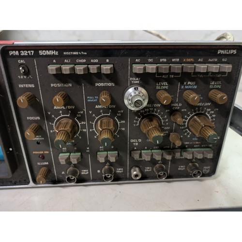 258 - Philips pm3217 oscilliscope