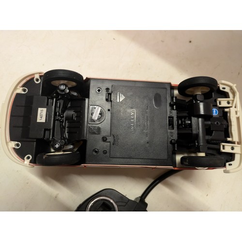 256 - a remote contole Welly VW campervan