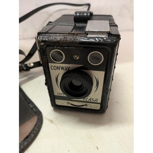 194 - Conway super flash camera