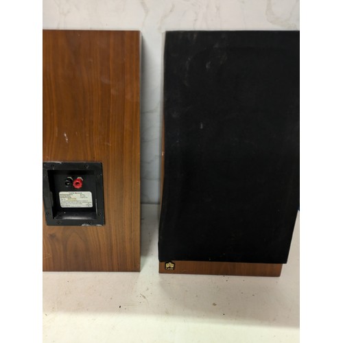 259 - castle Warwick 75w 8ohm book shelf speakers