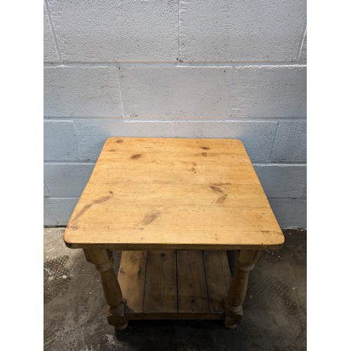 171 - A Vintage Pine Coffee Table - approx 61x61x61cm