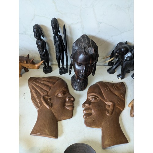 440 - a selection of African wood trinkets including ebony etc