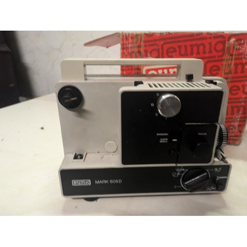 300 - a eumig 501 projector in box
