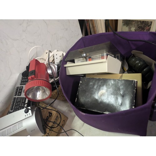 350 - A large selection of electronics from a house clearance