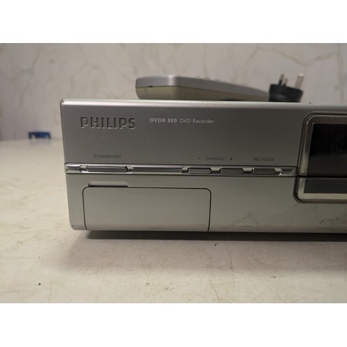 284 - Philips DVd r 880 DVD recorder with remote and manual