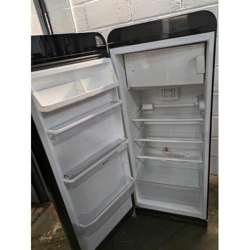 315 - a black Smeg refrigerator - fully working