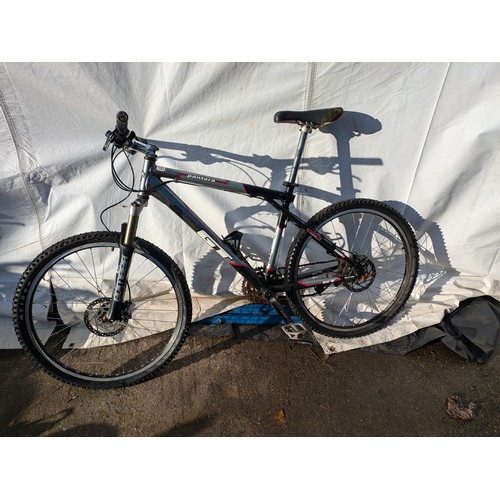 40 - GT pantera men's mountain bike