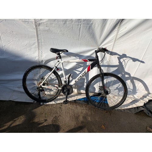 41 - Apollo evade men's mountain bike