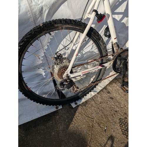 41 - Apollo evade men's mountain bike