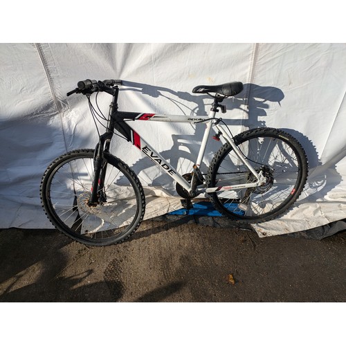 41 - Apollo evade men's mountain bike