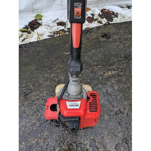 15 - mitox model 281mt petrol pole chainsaw