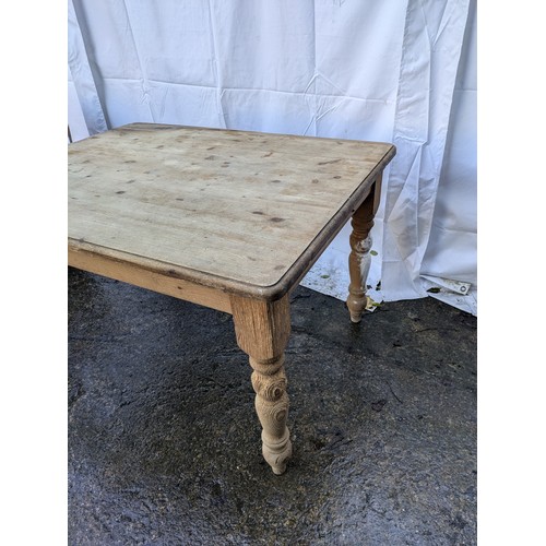 146 - a vintage pine table