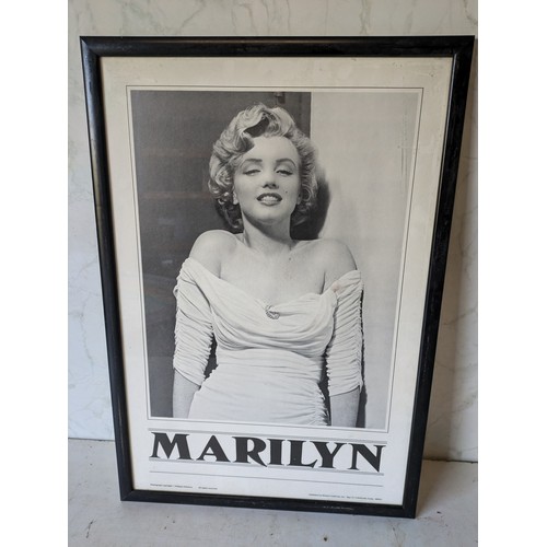 537 - Marilyn Monroe print by Tim Hart galleries