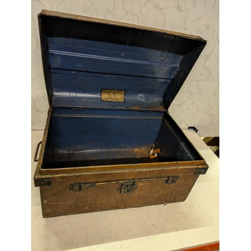 530 - A Vintage metal storage box