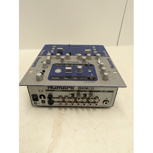 245 - Numark Dxm06 24 Bit Digital Mixer