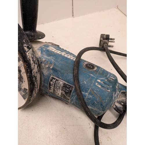 357 - Makita Ga9020 240V 230Mm Angle Grinder