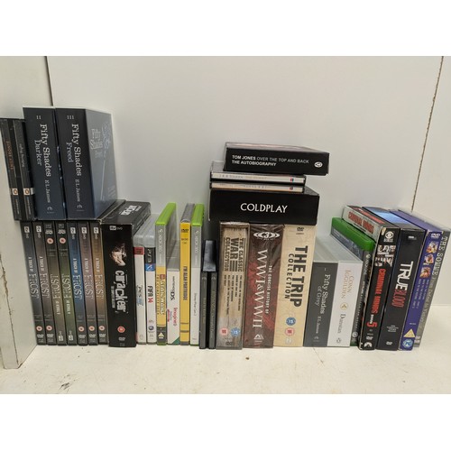 461 - A Box Of Various Cd's, DVD's And Games