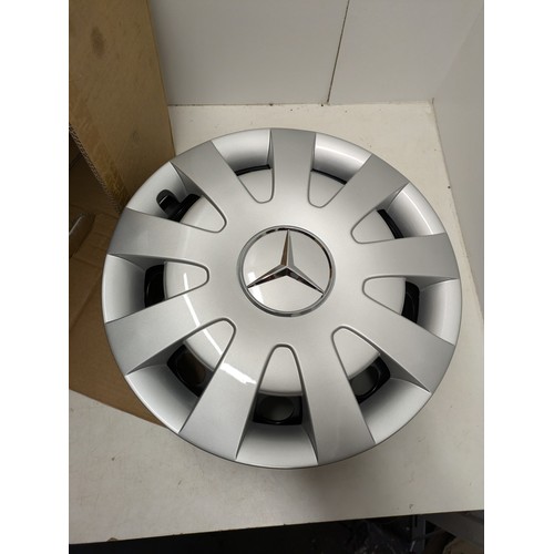 452 - A Wheel Fom A Mercedes Sprinter - Unused In Box