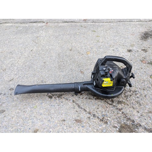 61 - Mcculloch Bvm 240 Petrol Leaf Blower