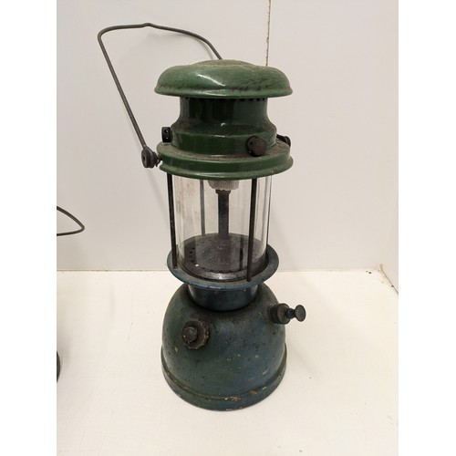 182 - A Pair Of Vintage Tilley Lamps