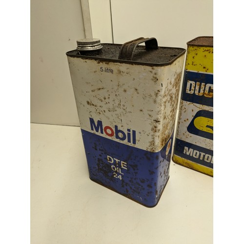 178 - A Selection Of 3 Vintage Oil Cans - Duckhams And Mobil