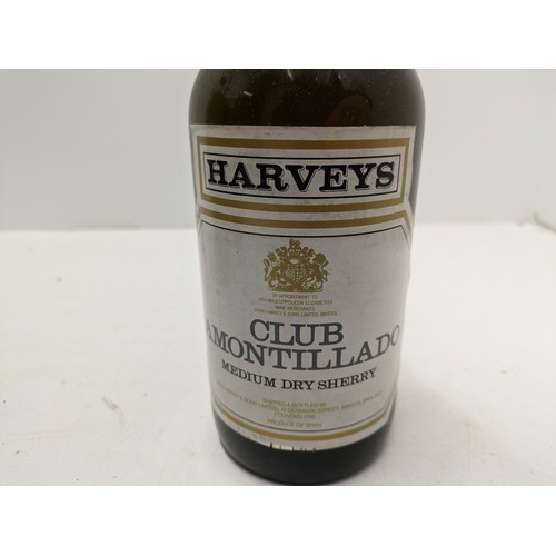 518 - A Bottle Of Harvey's Club Amontillado Medium Dry Sherry