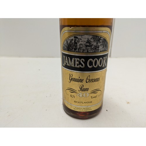 498 - James Cook Genuine Overseas Rum 75Cl