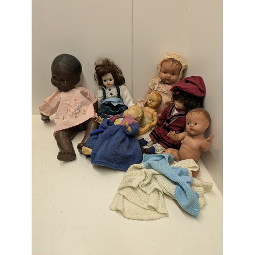 510 - A Selection Of Vintage Dolls