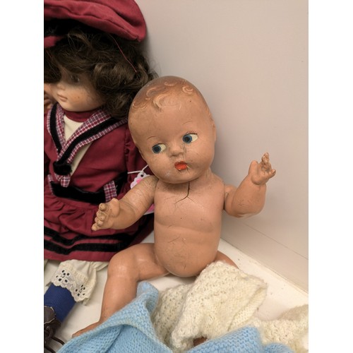 510 - A Selection Of Vintage Dolls